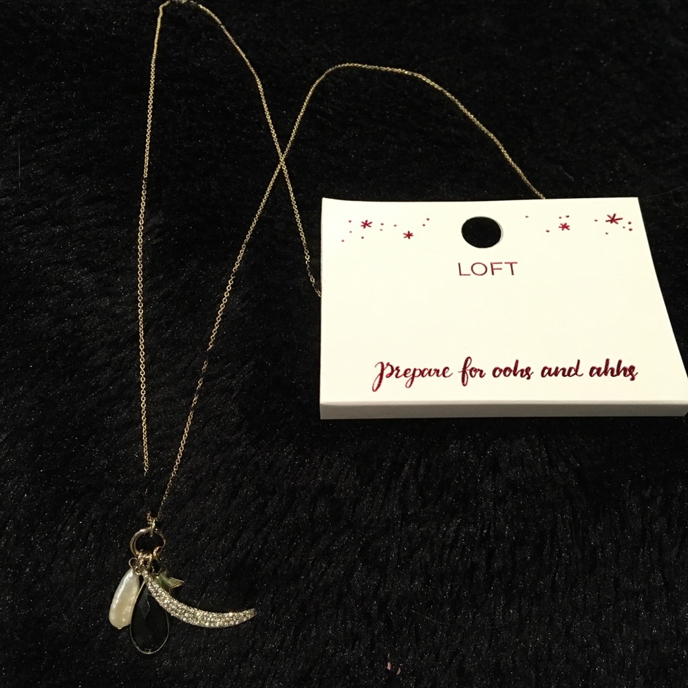 🆕LOFT long pendant necklace, gold. Moon w/stars